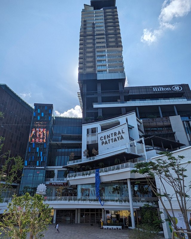 芭堤雅中央节庆购物中心，The Twin Tower 附近景点，中天，芭堤雅